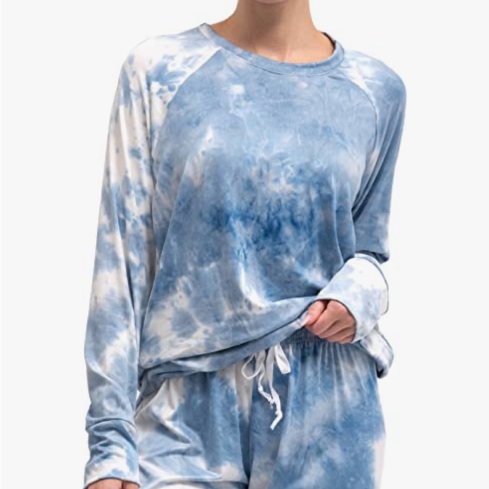 Hello Mello Blue Tie Dye Lounge long Sleeve Shirt NWT